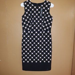 $149 ANN TAYLOR 4-PETITE SLEEVE LESS BLACK/PINK